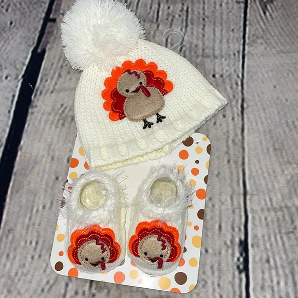 Other - Turkey Thanksgiving hat and bootie set